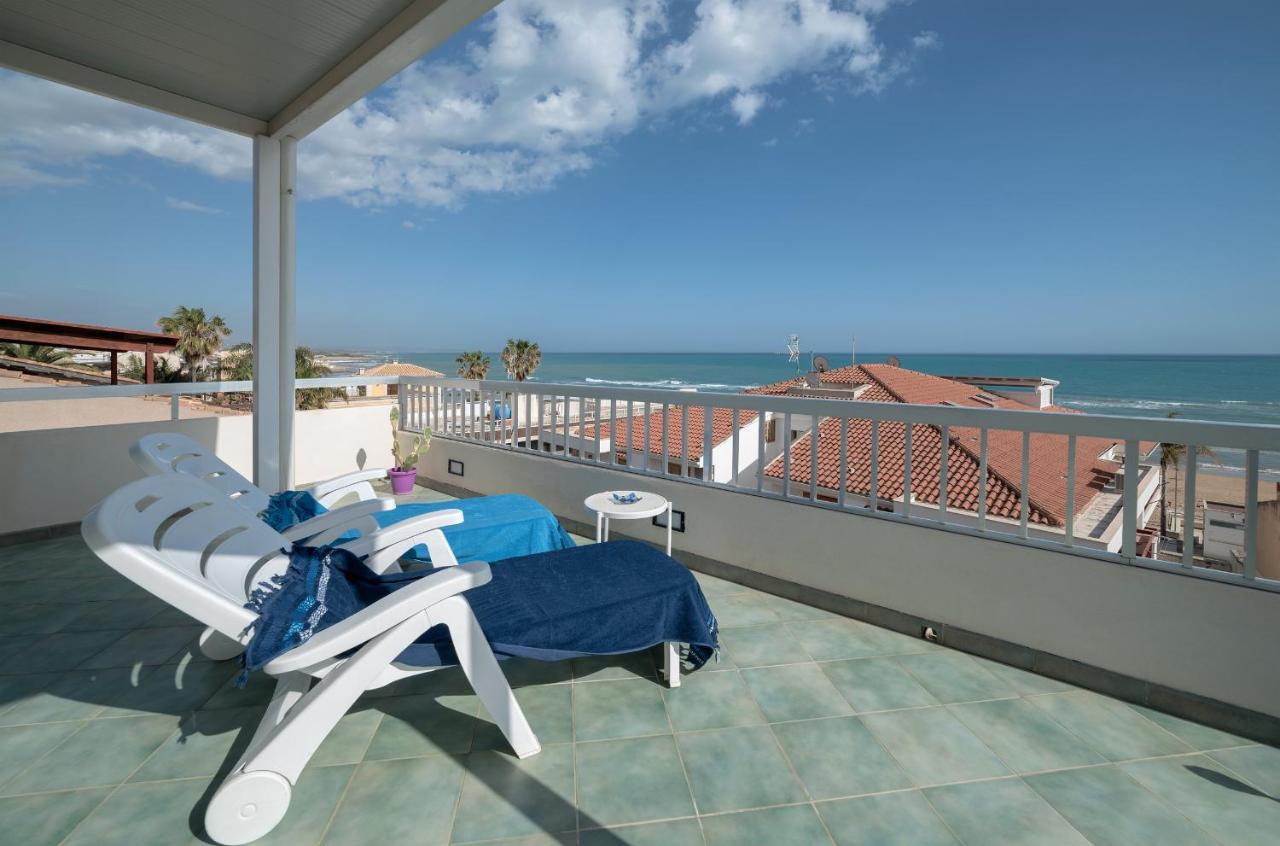 Archimede, Appartamento Con Vista In Centro A Marina Di Ragusa Exterior photo